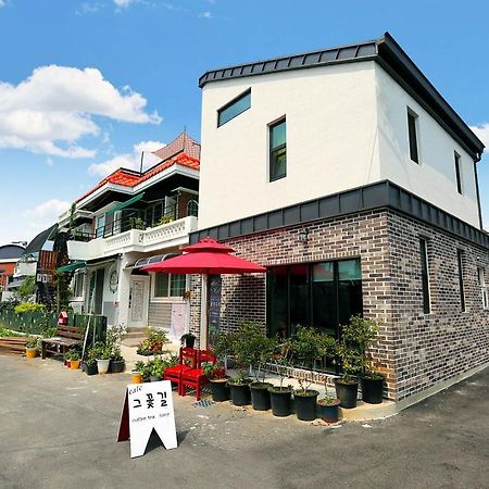 The Flower Road Guesthouse Suncheon Eksteriør bilde