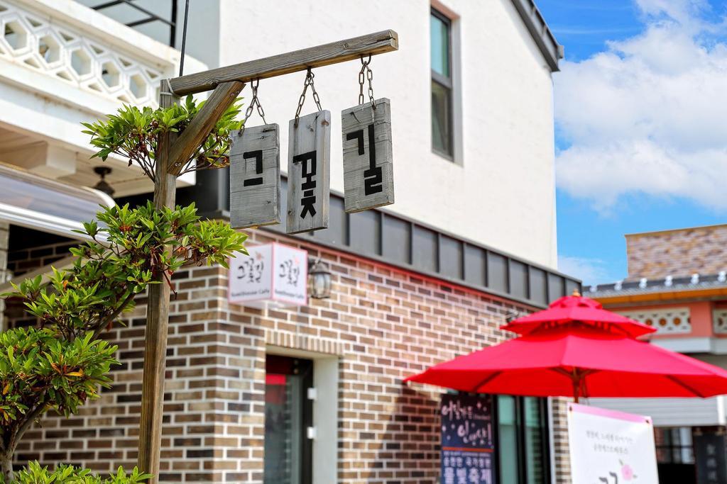 The Flower Road Guesthouse Suncheon Eksteriør bilde